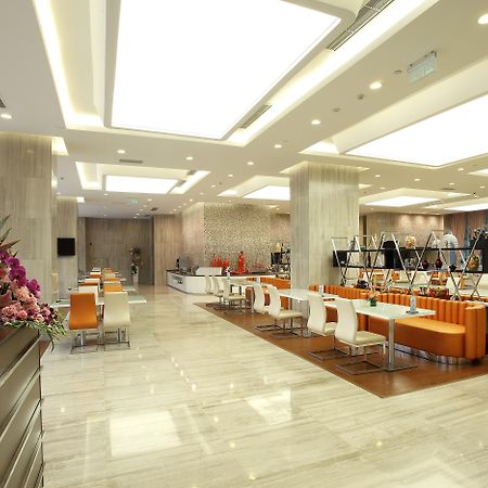 Holiday Inn Express Chengdu Wuhou By Ihg-Wuhou Temple And Jinli Esterno foto