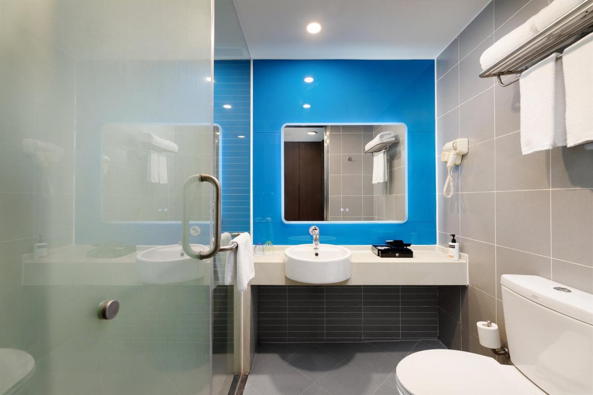 Holiday Inn Express Chengdu Wuhou By Ihg-Wuhou Temple And Jinli Esterno foto