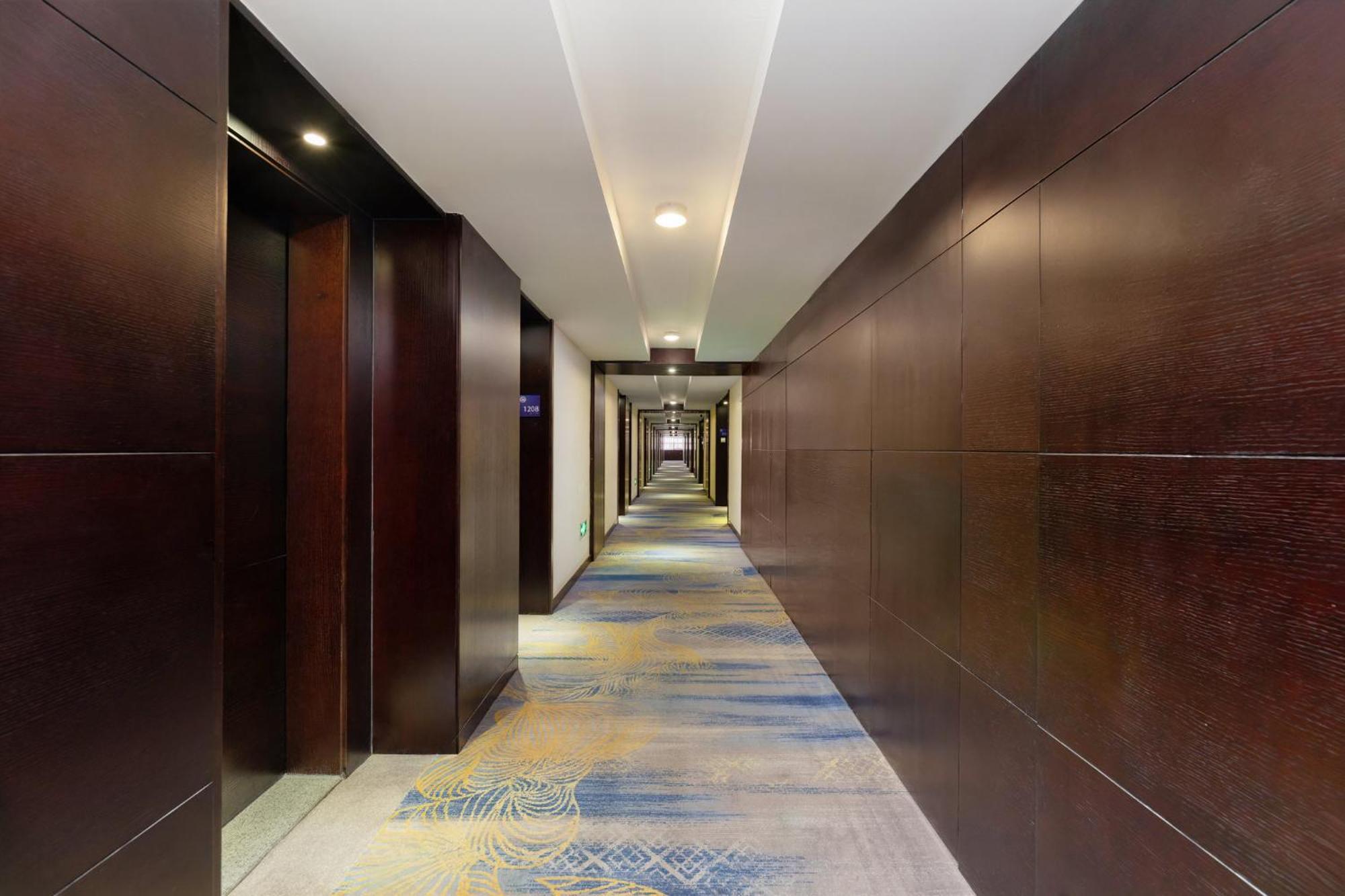 Holiday Inn Express Chengdu Wuhou By Ihg-Wuhou Temple And Jinli Esterno foto