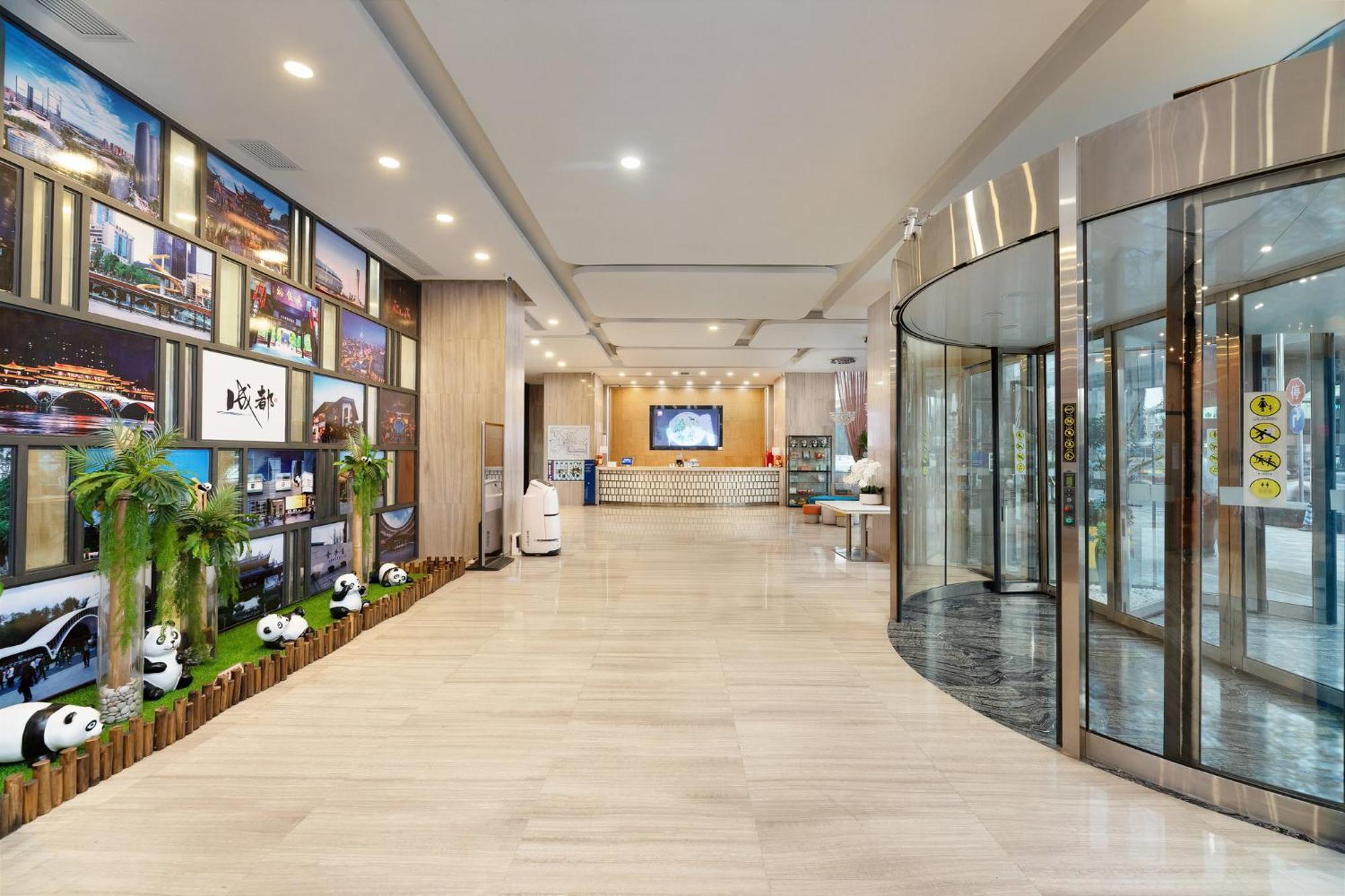 Holiday Inn Express Chengdu Wuhou By Ihg-Wuhou Temple And Jinli Esterno foto