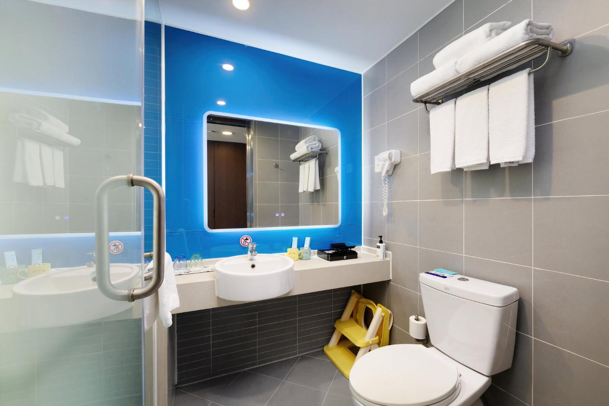 Holiday Inn Express Chengdu Wuhou By Ihg-Wuhou Temple And Jinli Esterno foto